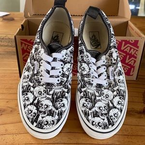 VANS like new - size 3 Kids - slip-on